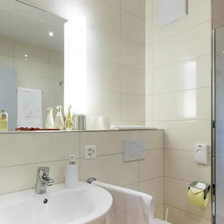 Sleeps 4 Wifi T425761 * Sevelen